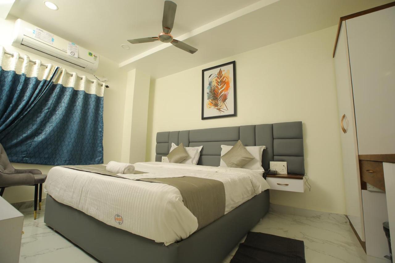 Radha Rani Residency Hotel Khammam Buitenkant foto
