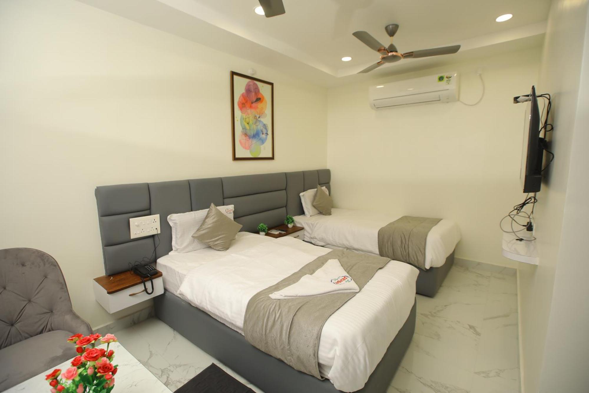Radha Rani Residency Hotel Khammam Buitenkant foto